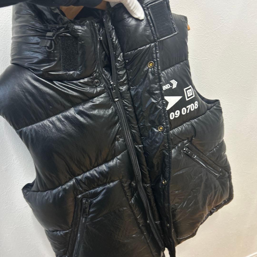 ♦︎新品同様♦︎DIESEL♦︎ディーゼル♦︎肉厚ベスト