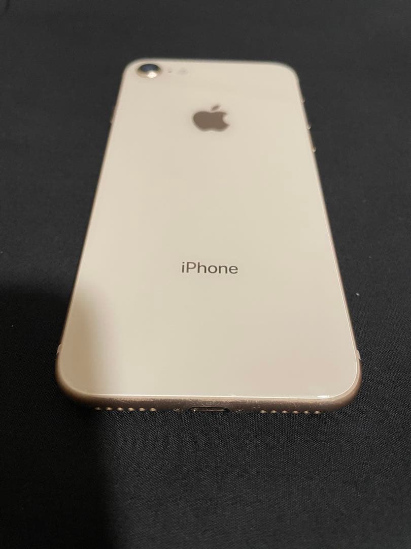 iPhone 8 64GB SIMフリー