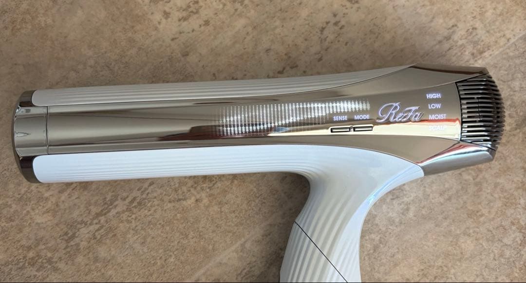 【ジャンク品】ReFa ドライヤー RE-AX-02A 2024年製