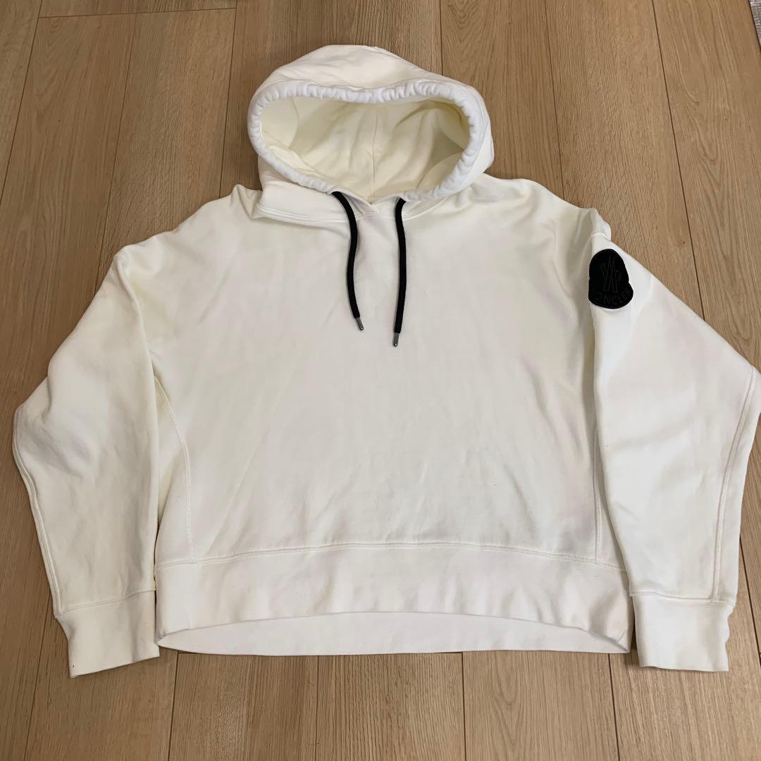 MONCLER レディースパーカー　サイズM