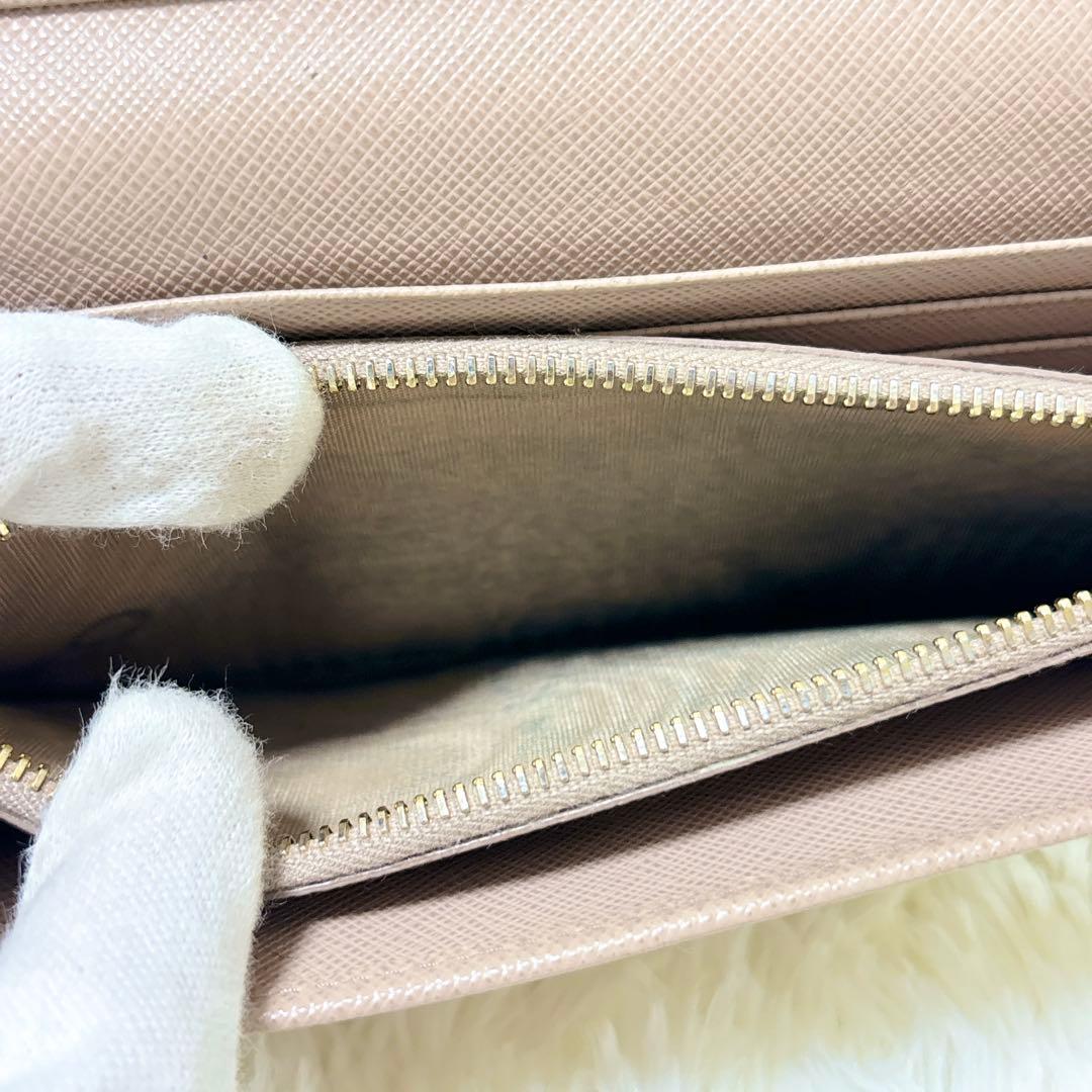 現行/美品✨PRADA サフィアーノレザー 三角ロゴ長財布 ピンクベージュ