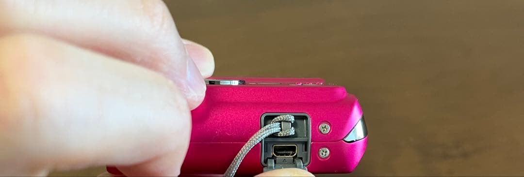 レトロ！コンパクトデジカメ　CASIO EXILIM EX-ZS150 ピンク