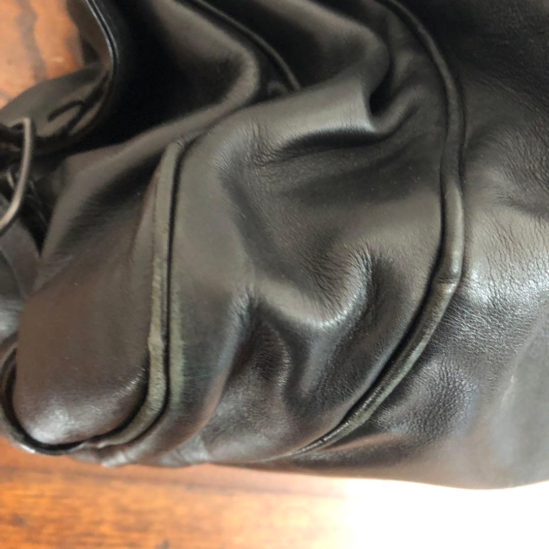 BOTTEGA VENETA イントレチャート ショルダーバッグ ブラック