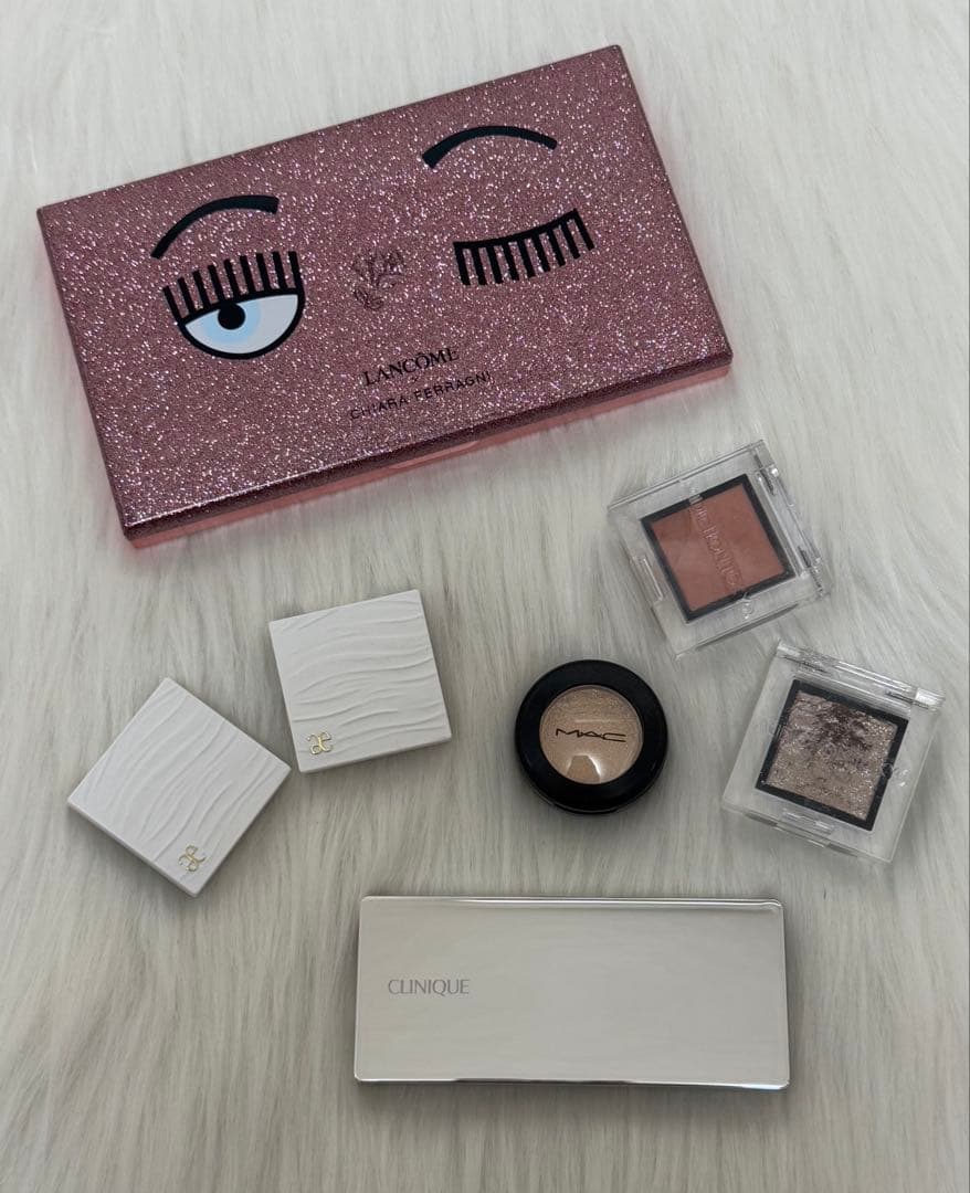 【最低価格！！まとめ売り！！】デパコス・スキンケア・ポーチ・バックまで！