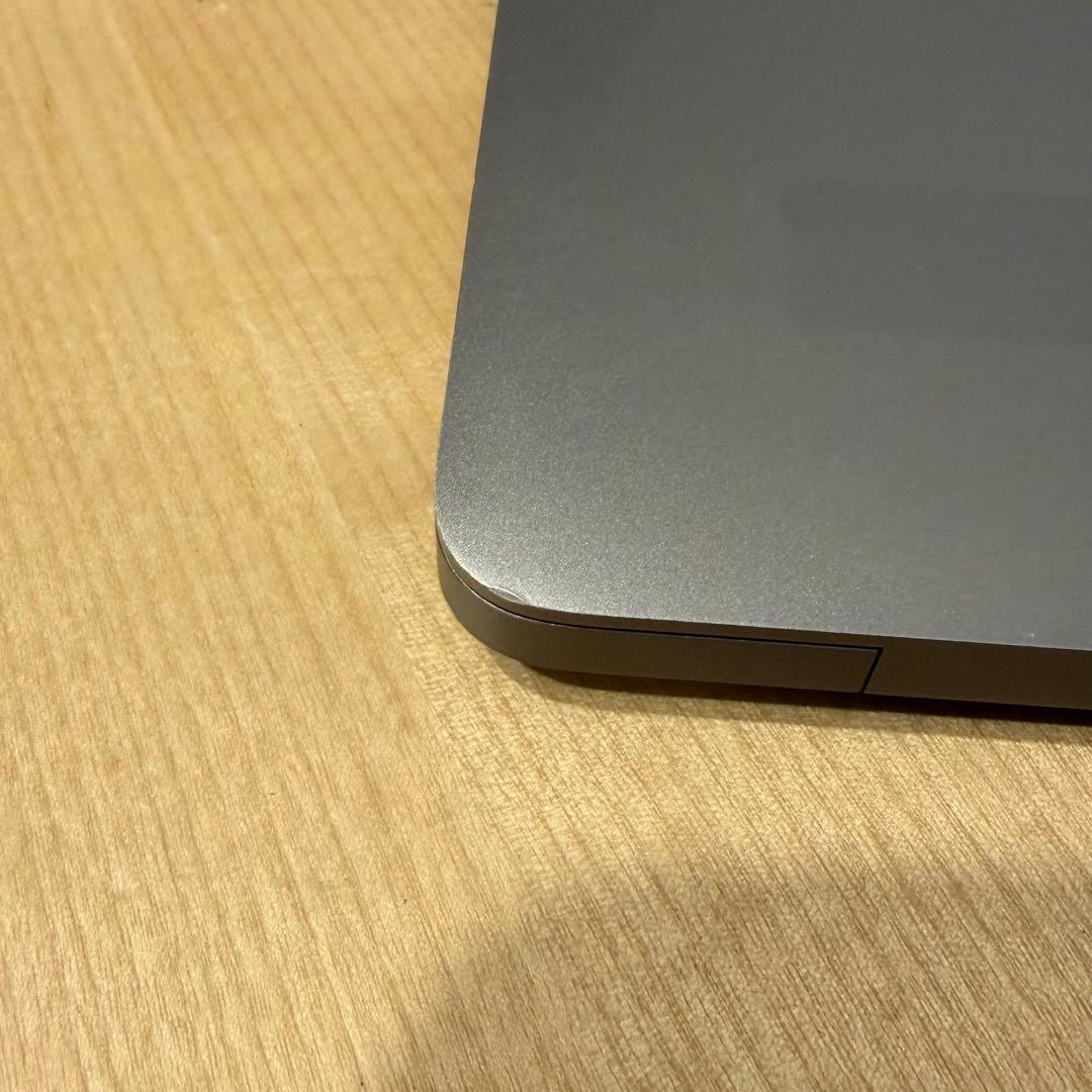 【メモリ16GB】MacBook Air (M1, 2020)容量256GB