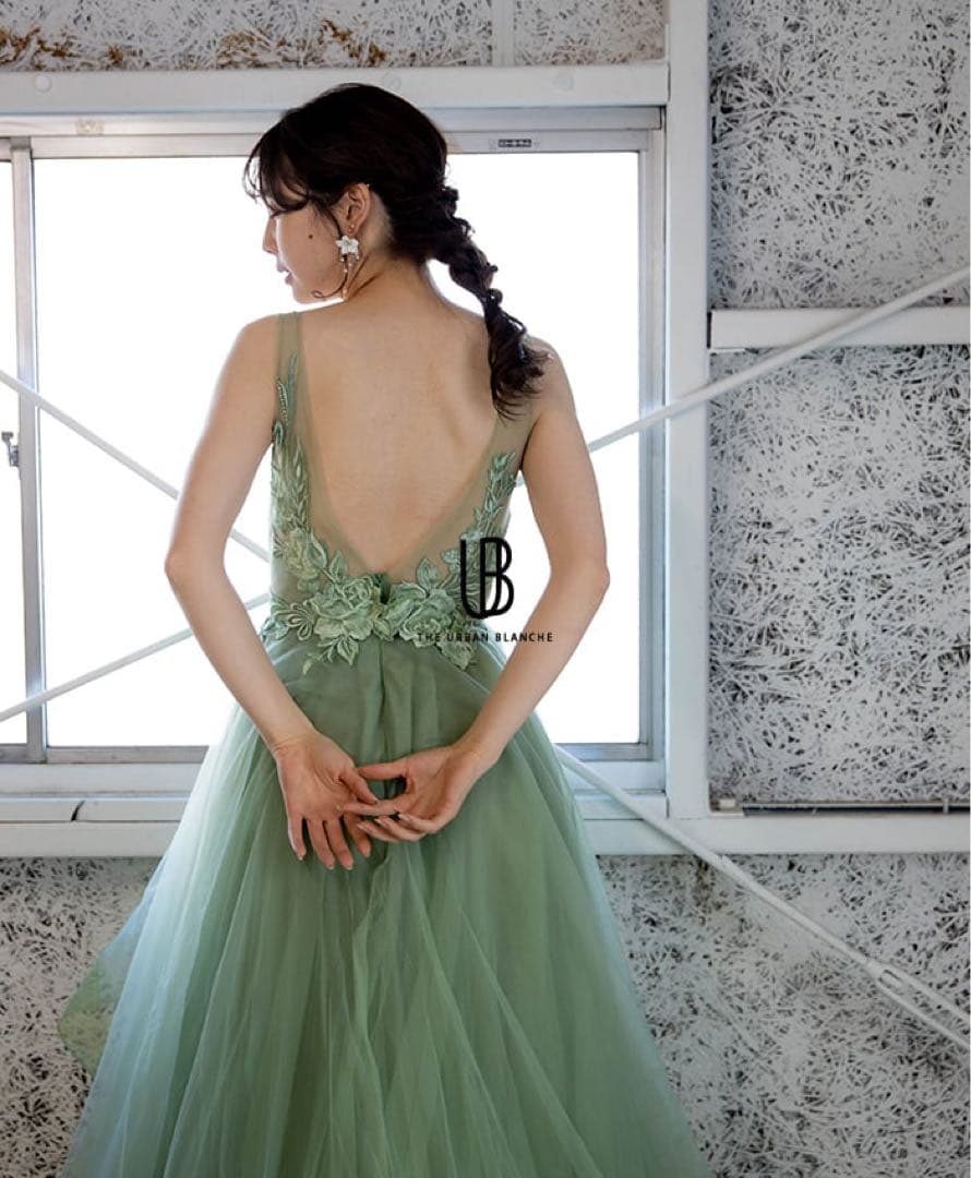THE URBAN BLANCHE カラードレス　CD36 グリーン