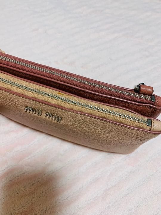 【美品】セール中★ミュウミュウ　チェーンバッグ