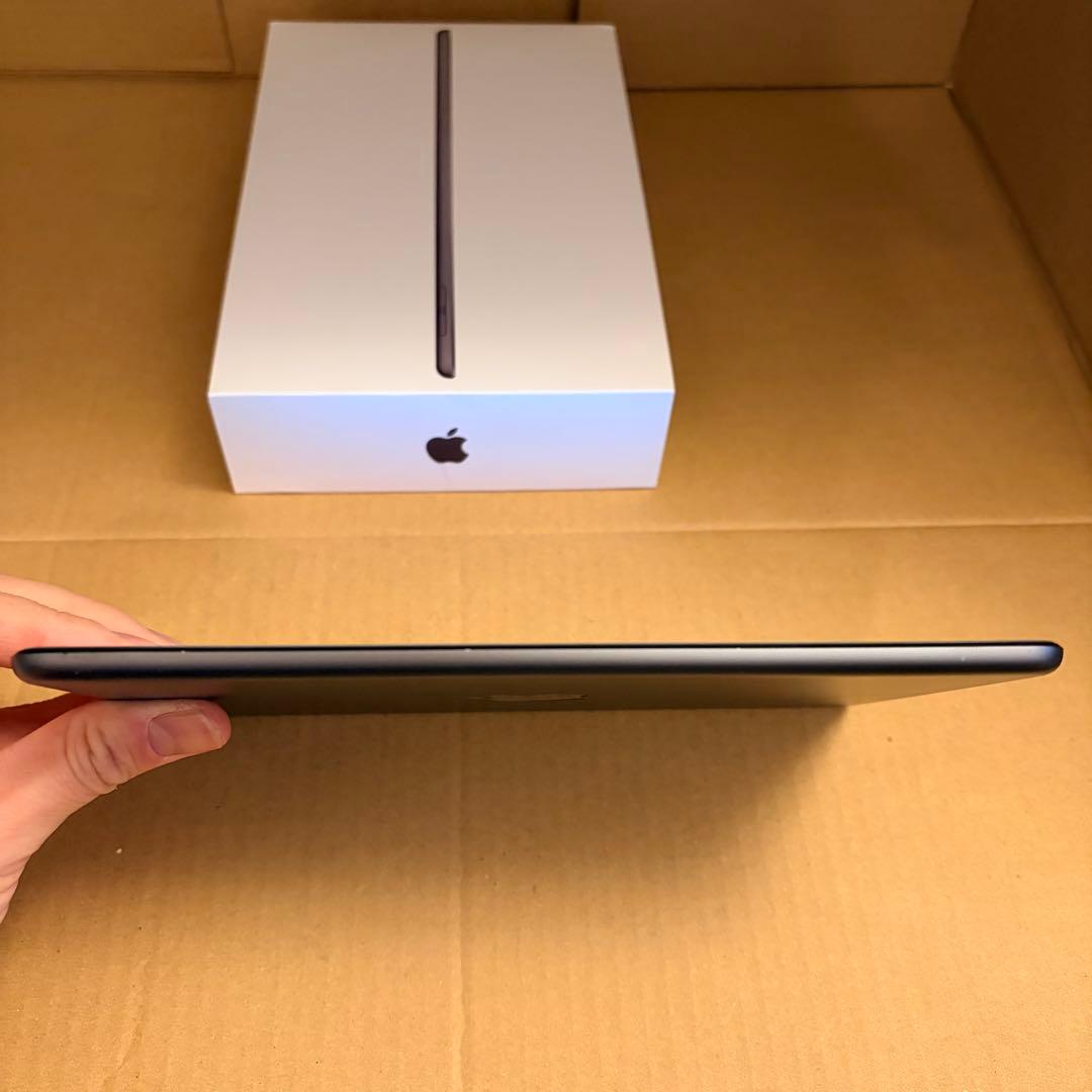 iPad mini 5 64GB Wi-Fi + セルラー　スペースグレイ