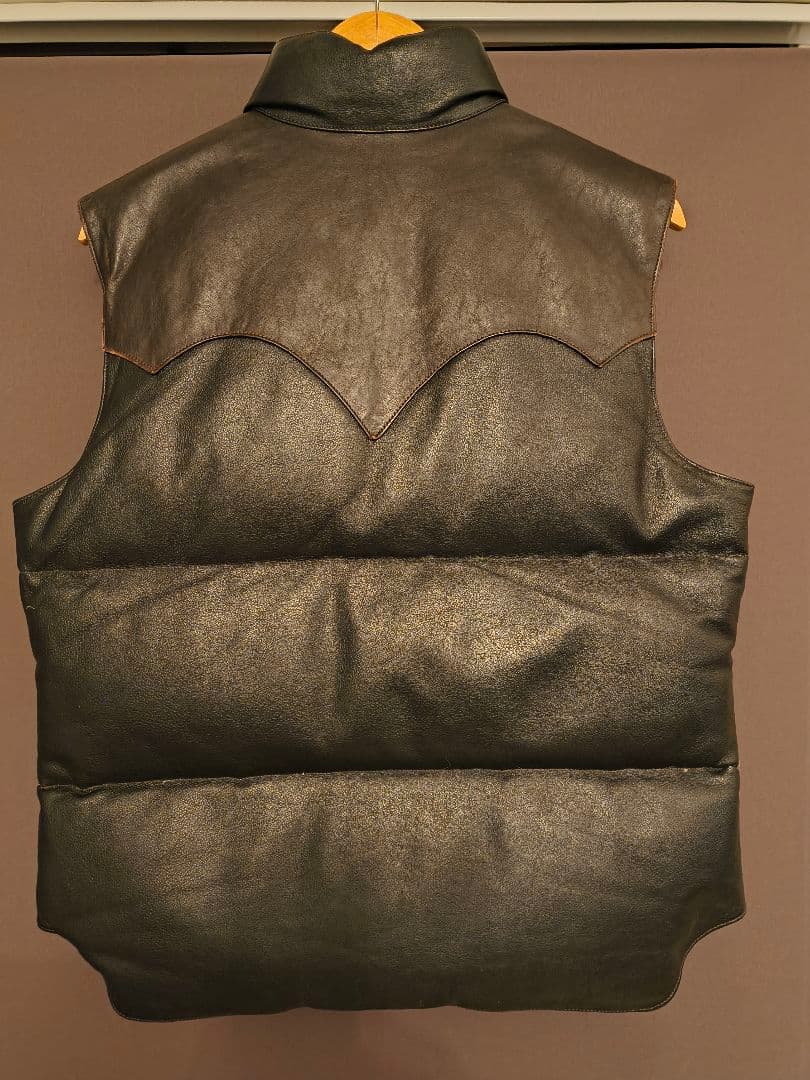 レインボーカントリー ダウンベスト Mサイズ