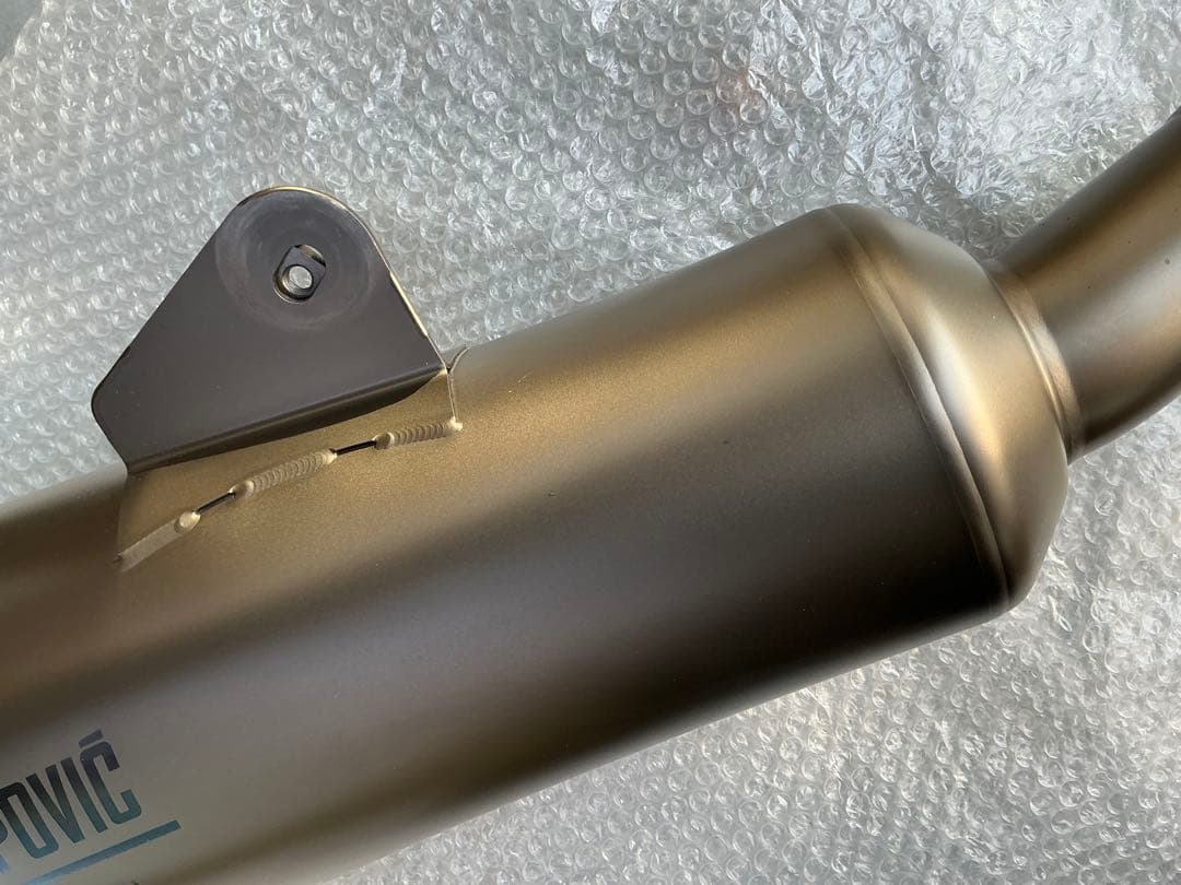  R1250R R1250RS 純正オプション アクラポビッチ　マフラー