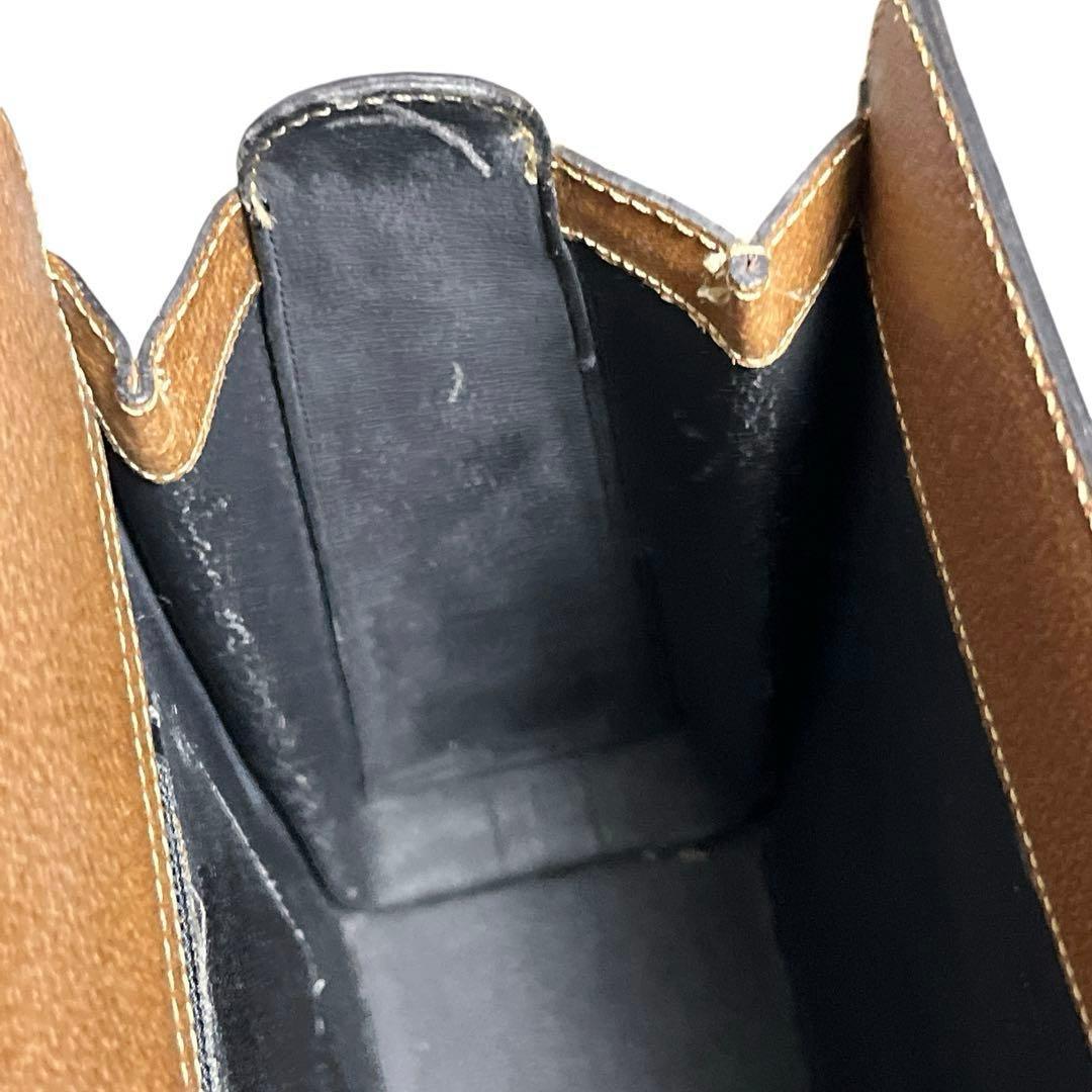 MOSCHINO　モスキーノ　Redwall  ハンドバッグ  イタリア製