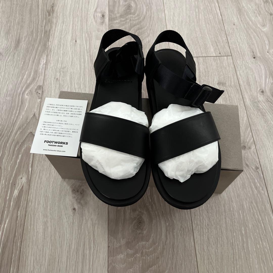 未使用　フットワークス　サンダル　25cm