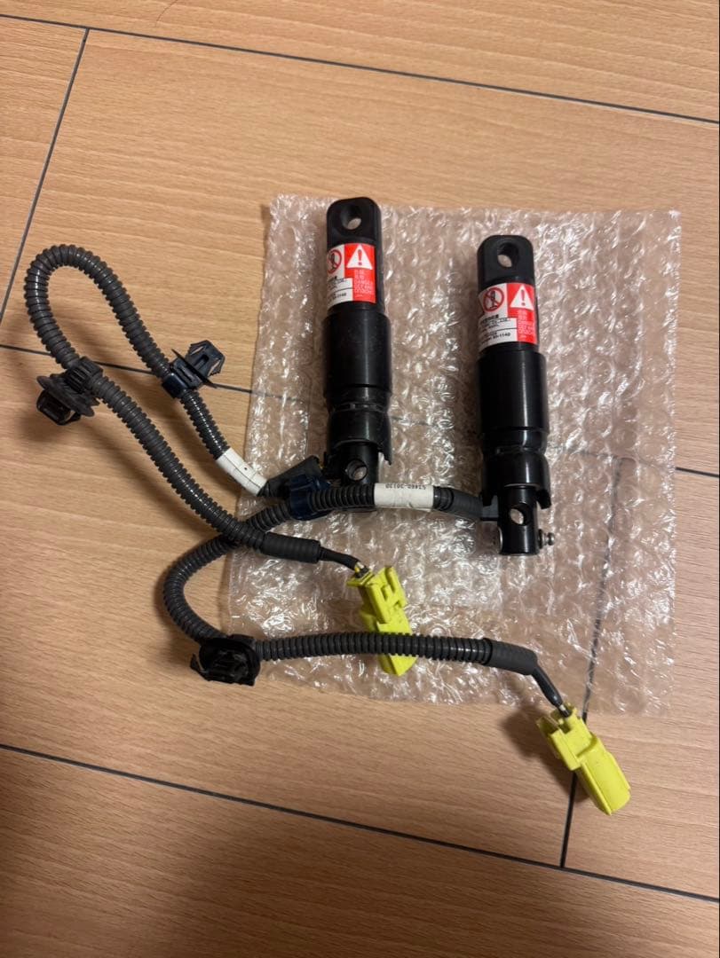 220系クラウンホップアップボンネット