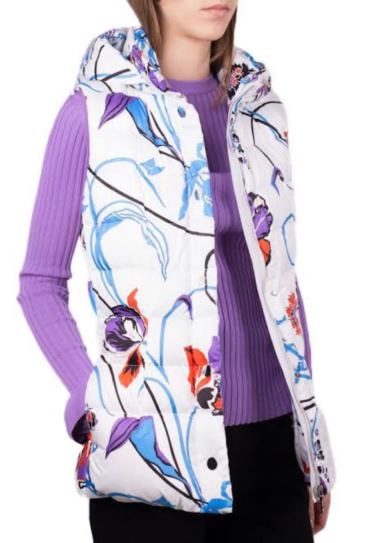 美品　EMILIO PUCCI エミリオプッチ　花柄　フローラ　ダウン　ベスト