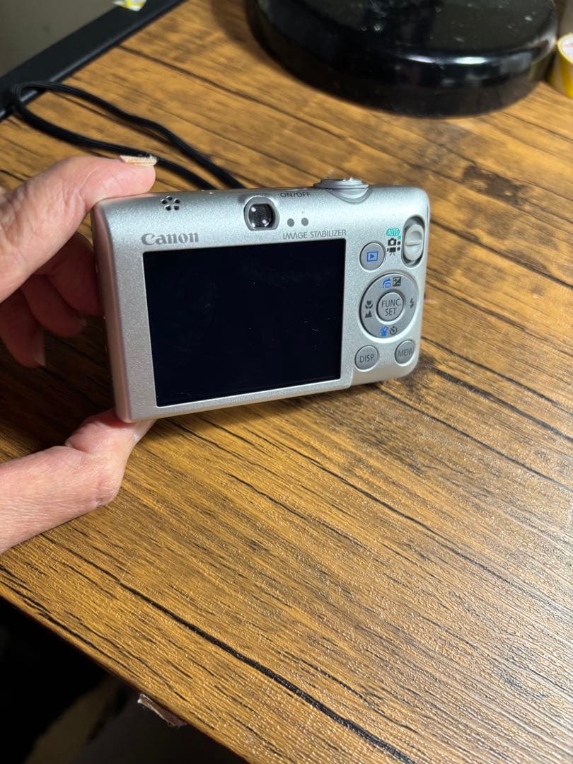 CANON IXY DIGITAL 110 IS キヤノン デジタルカメラ