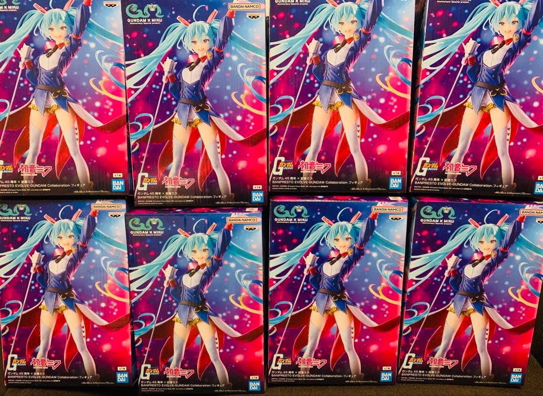 67 初音ミク　ガンダム 45周年　フィギュア　おまとめ　8個セット