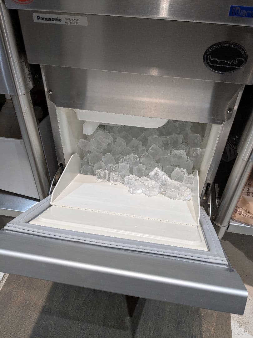 24年式業務用製氷機Panasonic