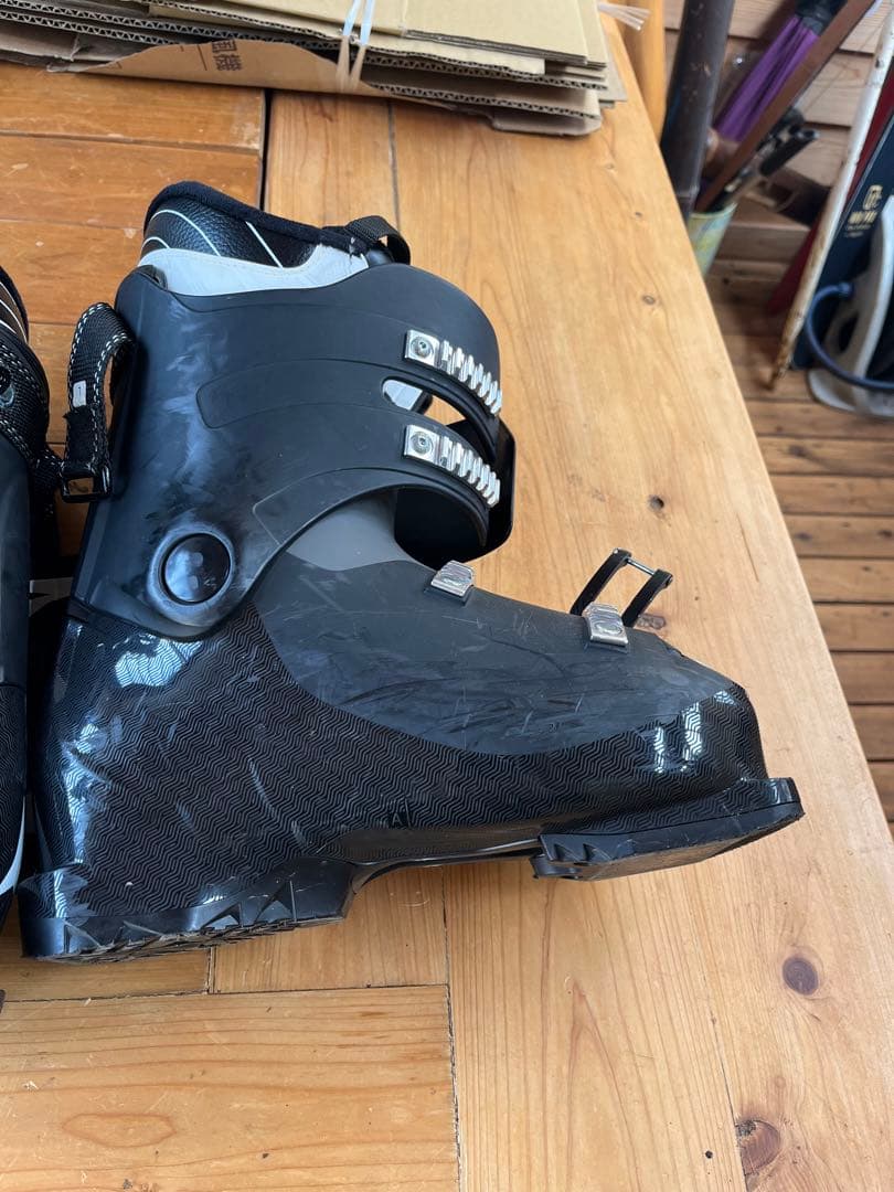 アトミック　Atomic Hawx magna 80 25 25.5