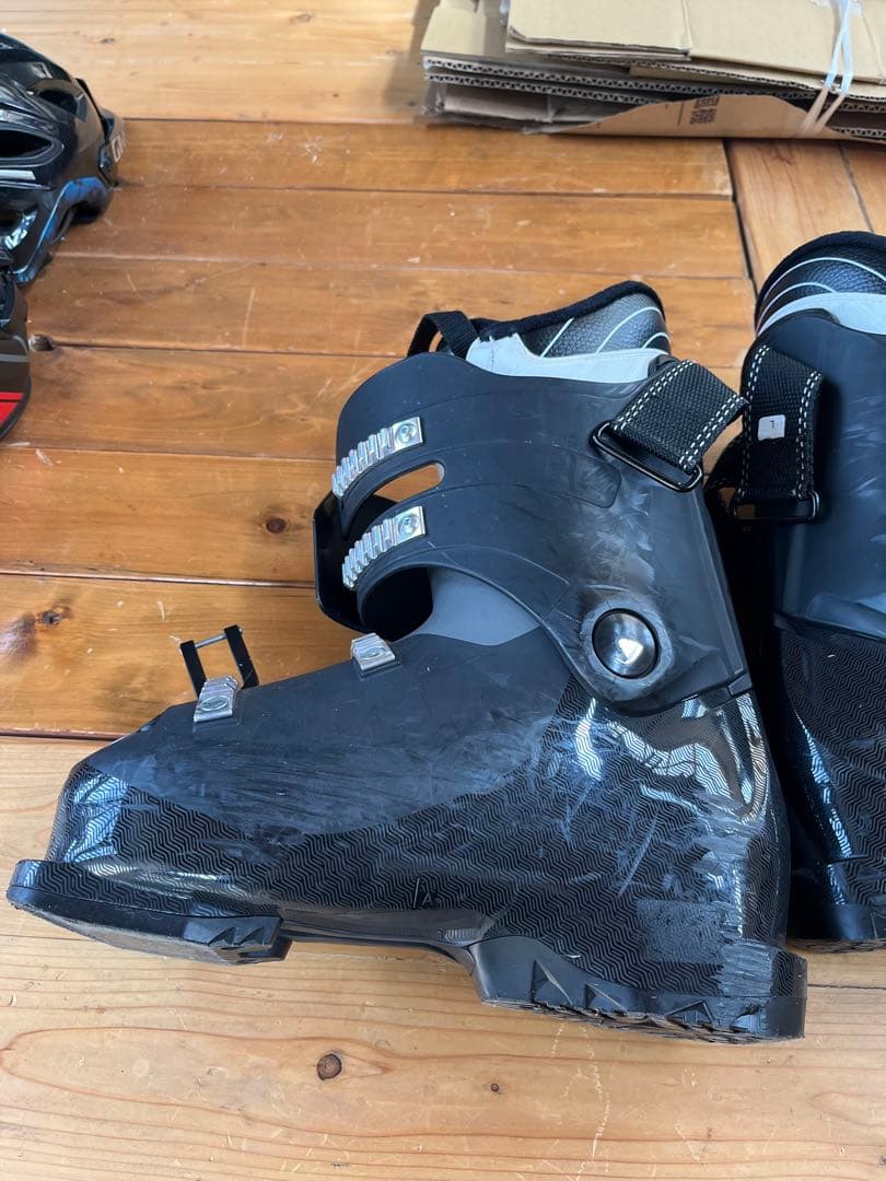 アトミック　Atomic Hawx magna 80 25 25.5