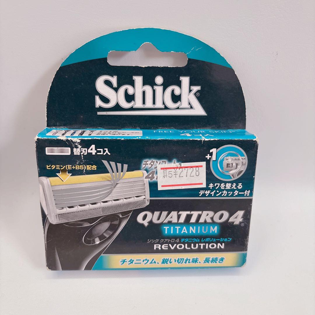 シック クアトロ4 4枚刃 チタニウムレボリューション 替刃 (4コ入) 5箱