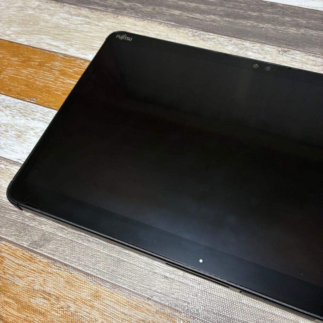 Win11搭載 FUJITSU arrows Q7311/FE キーボード付