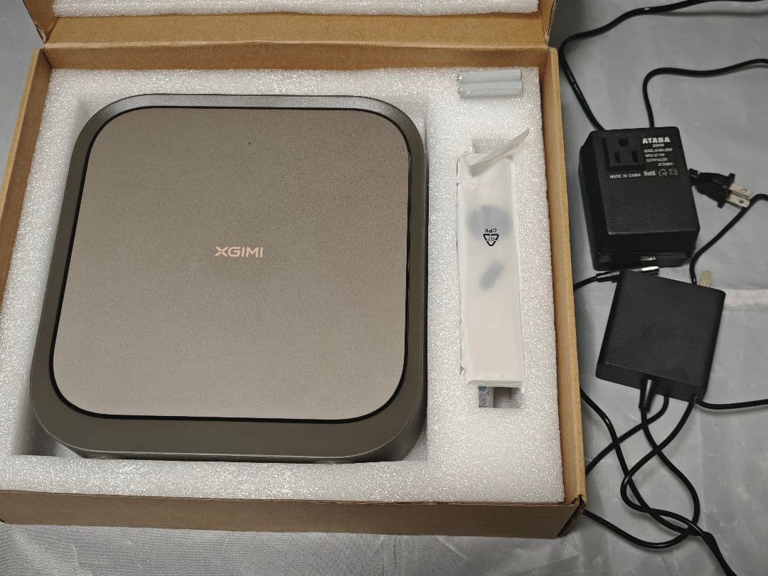 XGIMI Z9X 4K 美品 2025年10月末発売。