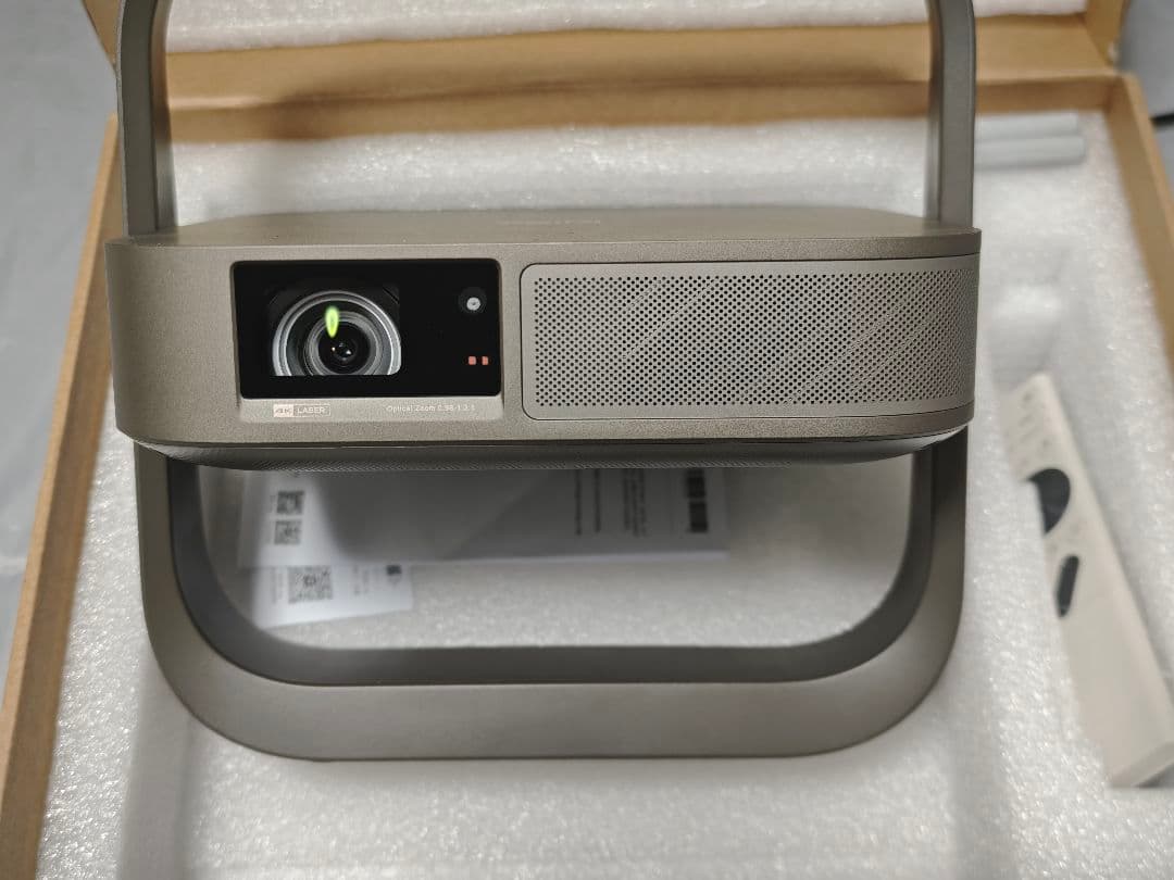 XGIMI Z9X 4K 美品 2025年10月末発売。