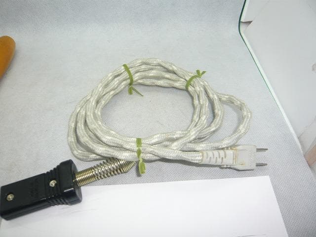 タキイ和裁電化鏝　ランプ付　和裁コテ　和裁こて　タキイ製　鏝２本付