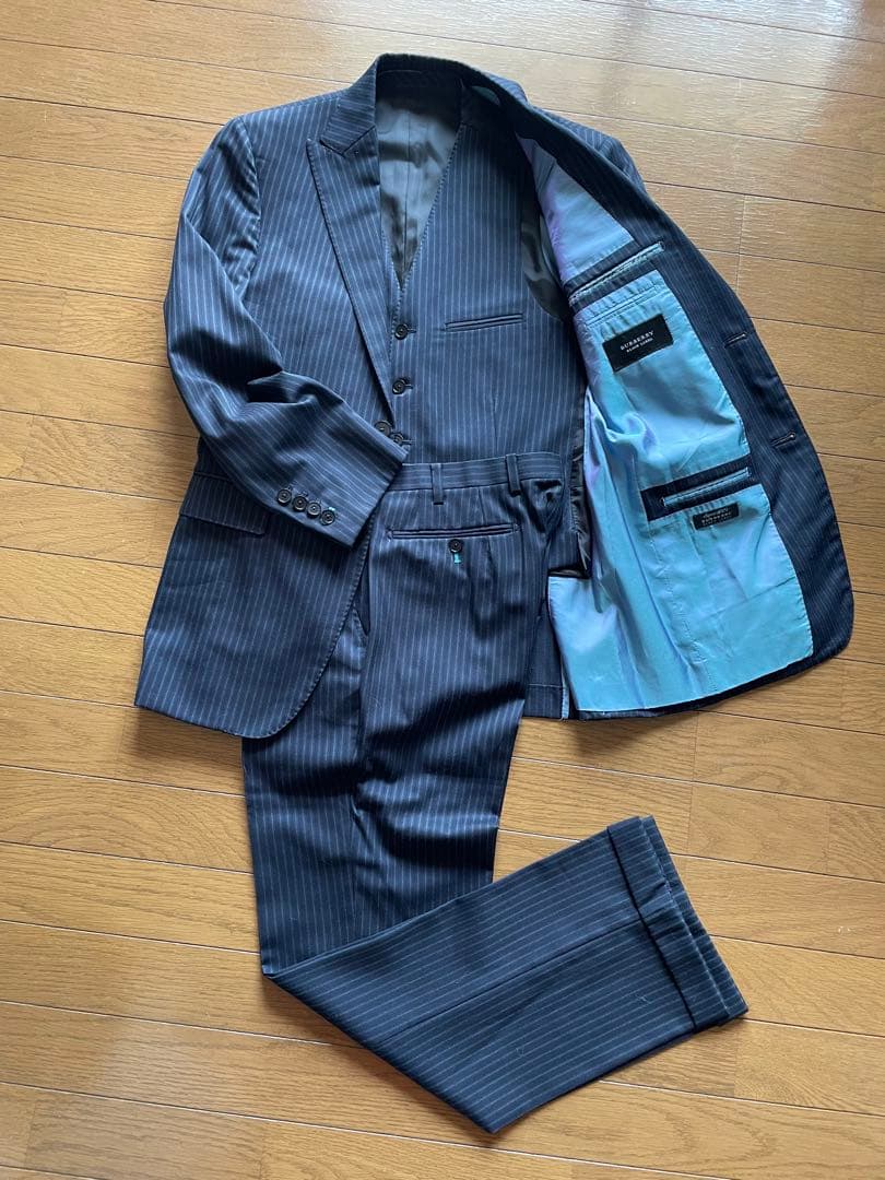 【美品】バーバリーブラックレーベル 3ピーススーツ 紺 38R 本切羽