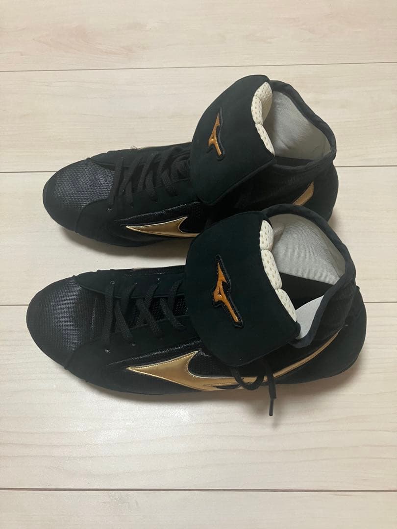 Mizuno ボクシングシューズ ブラック/ゴールド　27㎝
