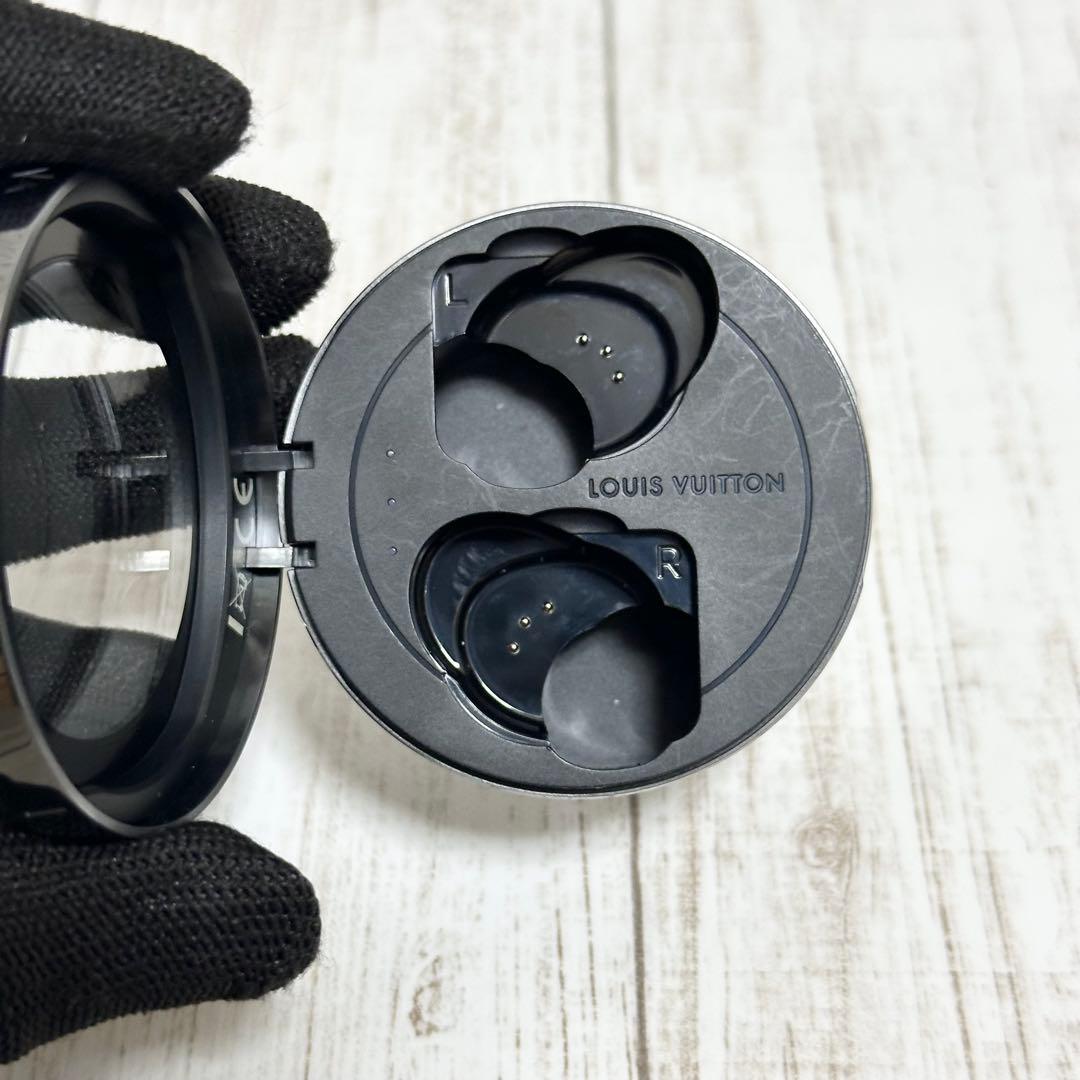 【極美品】 LOUIS VUITTON ルイヴィトン イヤホン QAB110