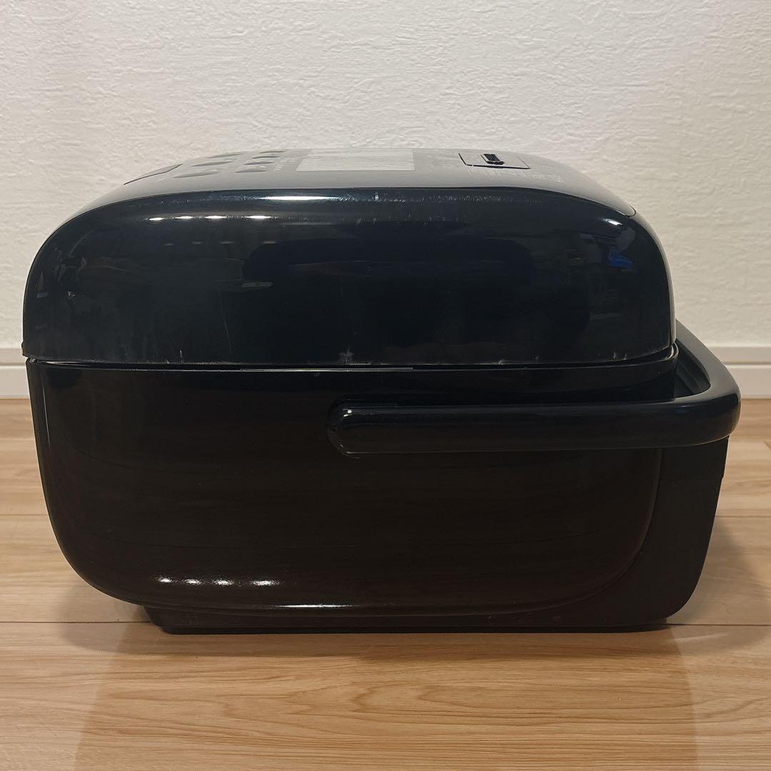 ✨特価✨ 象印マホービン 炊飯器 炎舞炊き 5.5合 黒漆 NW-LA10-BZ