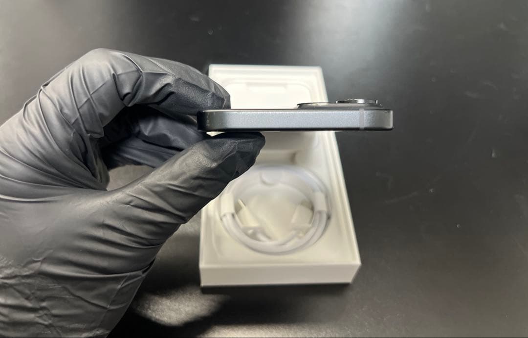 【美品】iPhone15 128GB SIM無 87% 箱付 初期化5000円引