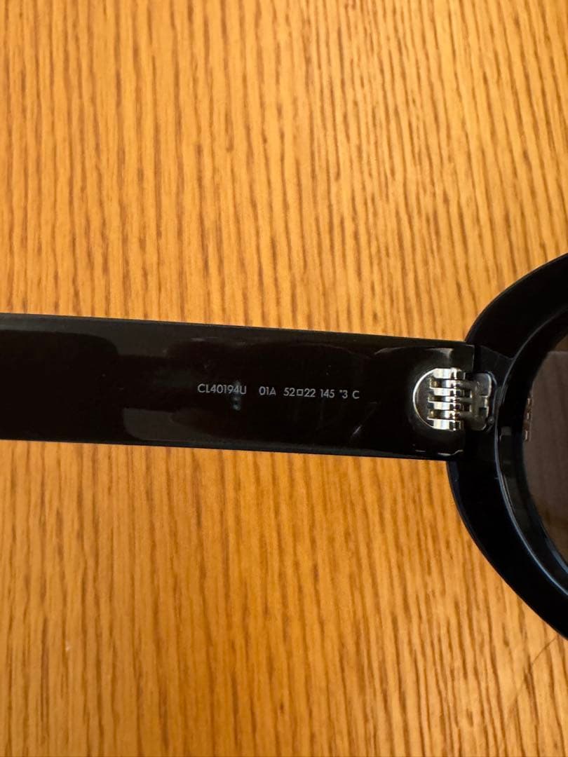 CELINE セリーヌ サングラス TRIOMPHE CL40194U 01A