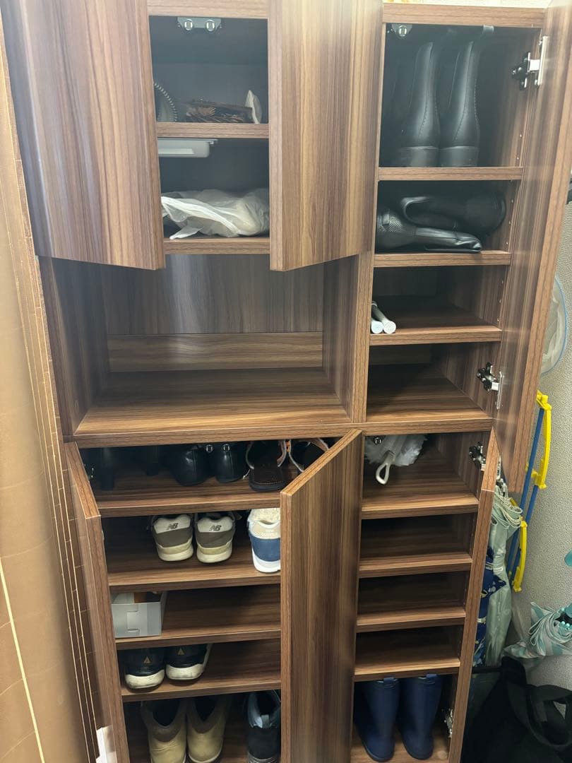 木目調の靴箱・シューズラック