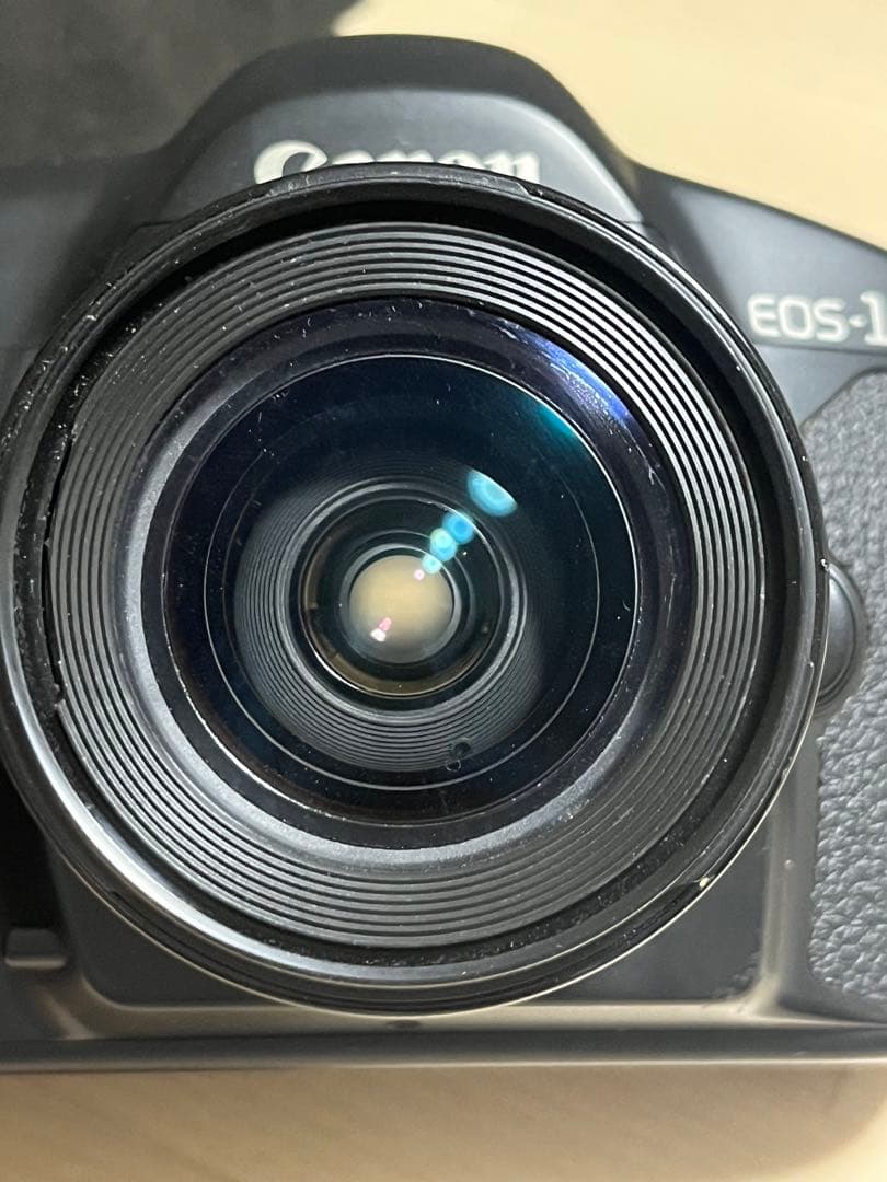 Canon EOS-1 EF 24mm F2.8レンズ付き！