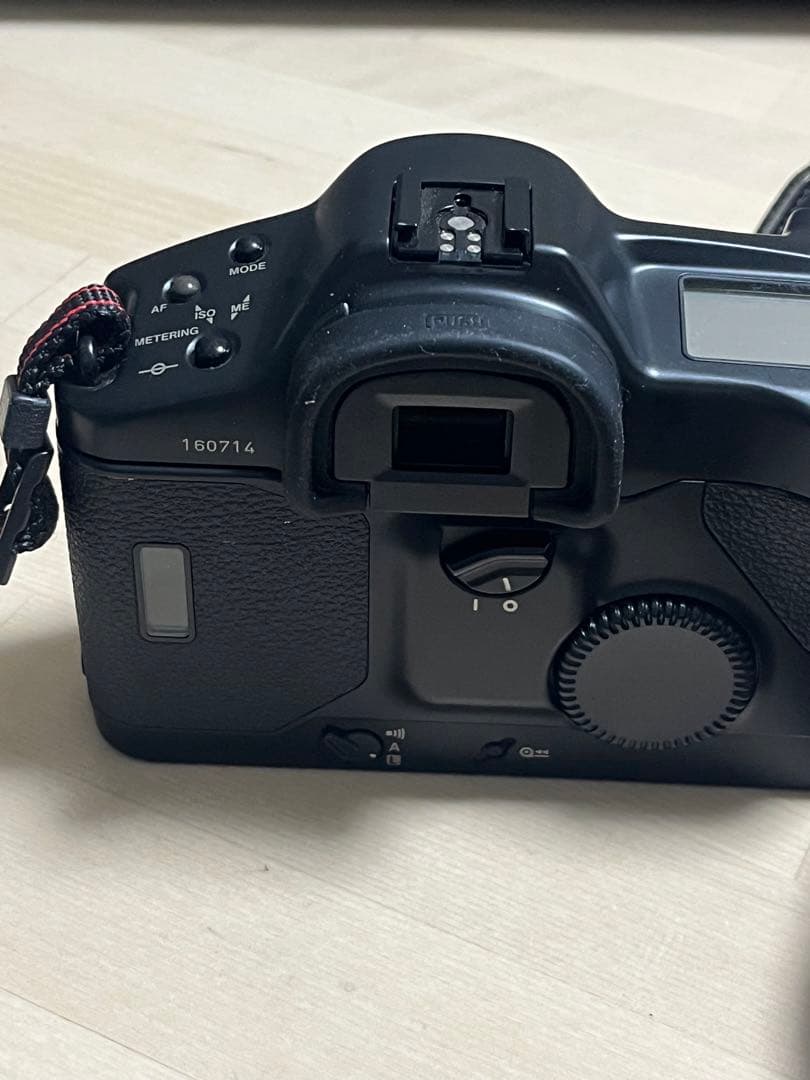 Canon EOS-1 EF 24mm F2.8レンズ付き！