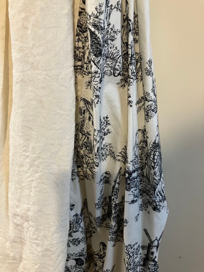 クロスギャザーのエプロンドレス　黒トワルドジュイ　mifumiさん