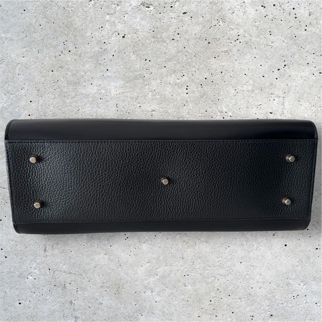 【美品】FURLA ブラック ビジネスバッグ