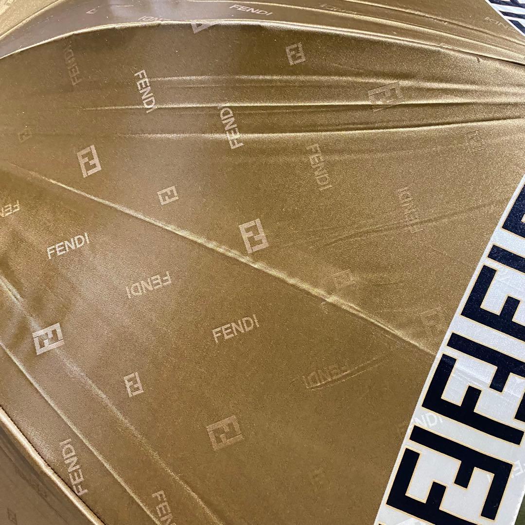 超美品 フェンディ 長傘 ズッカ柄 FF イタリア製　雨傘 雨の日が待ち遠しい！