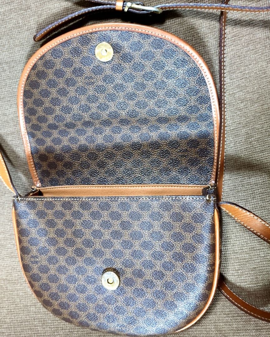 ★極美品★セリーヌ ショルダーバッグ マカダム柄 フラップ PVC ブラウン