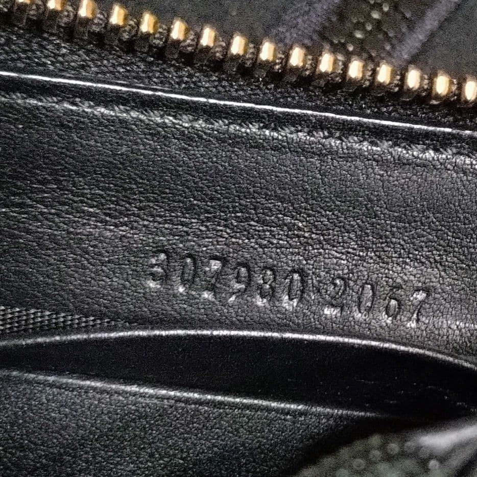 GUCCIシマ ブラックレザー長財布