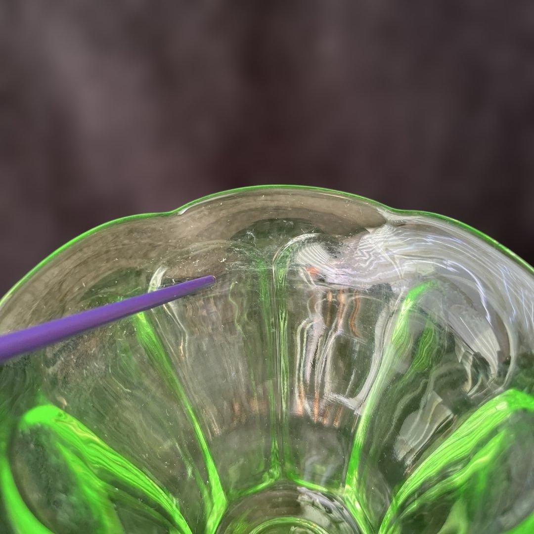 『ヴィンテージ、レア』ウランガラス製　ゴブレット、パフェ、サンデー