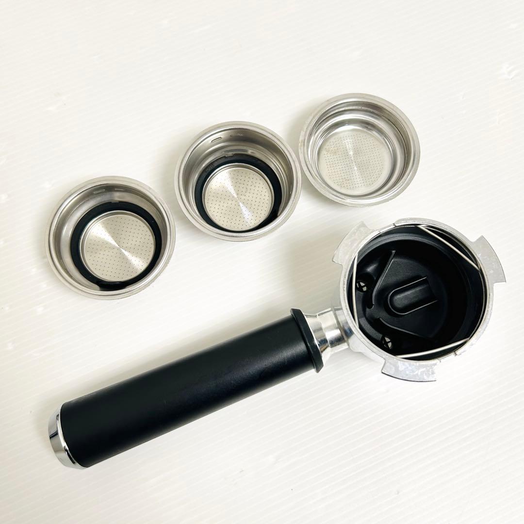 付属品充実 DeLonghiエスプレッソマシン EC885J-M シルバー