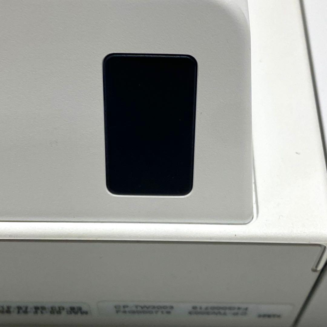 E113 美品 超短焦点プロジェクター HITACHI 日立 CP TW3003