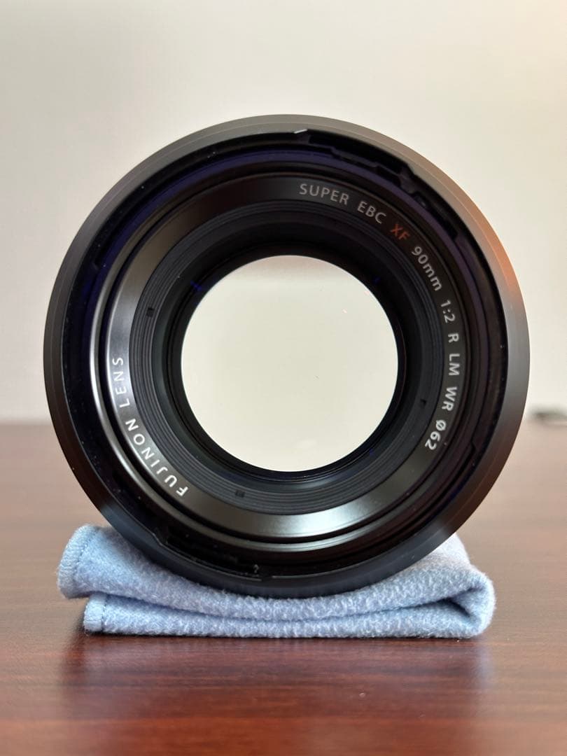 【美品】FUJIFILM XF90mmF2 R LM WR + 保護フィルター
