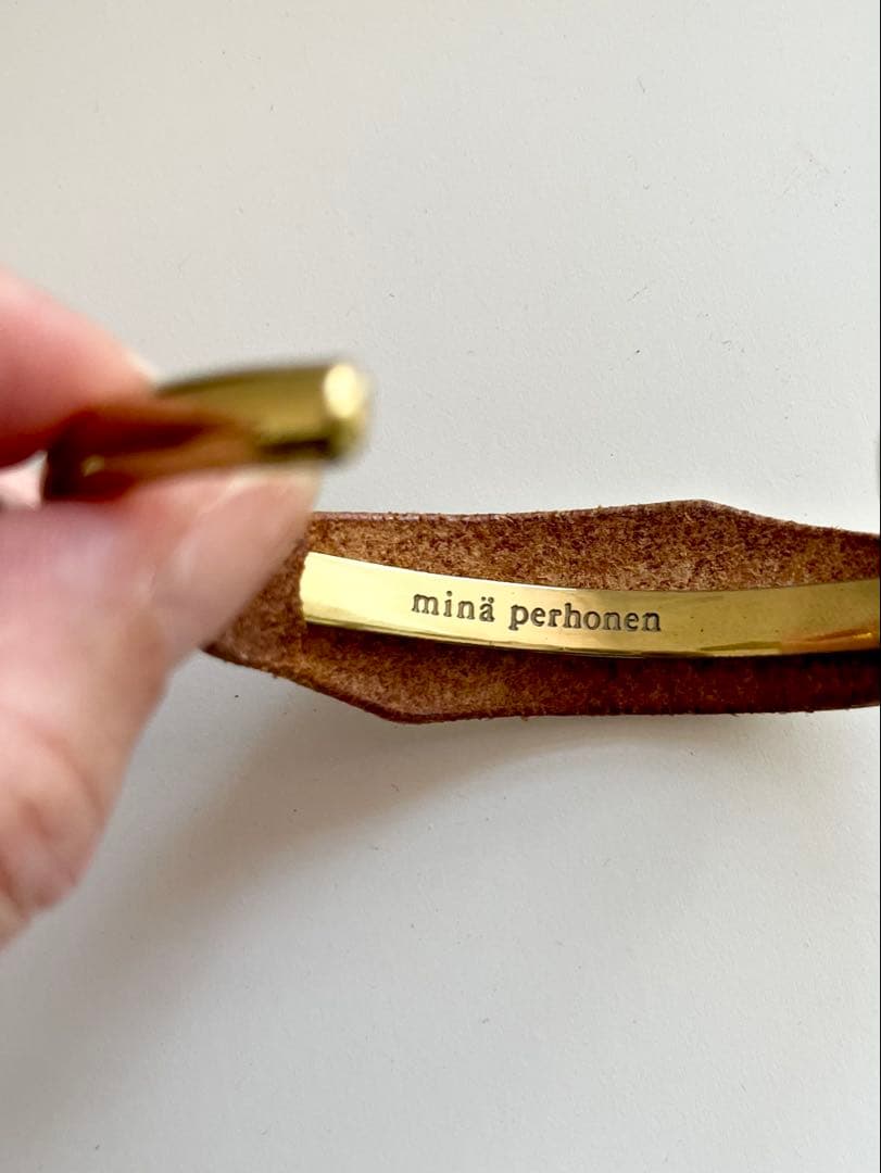 minä perhonen ホワイトエナメル　バングル　box付き