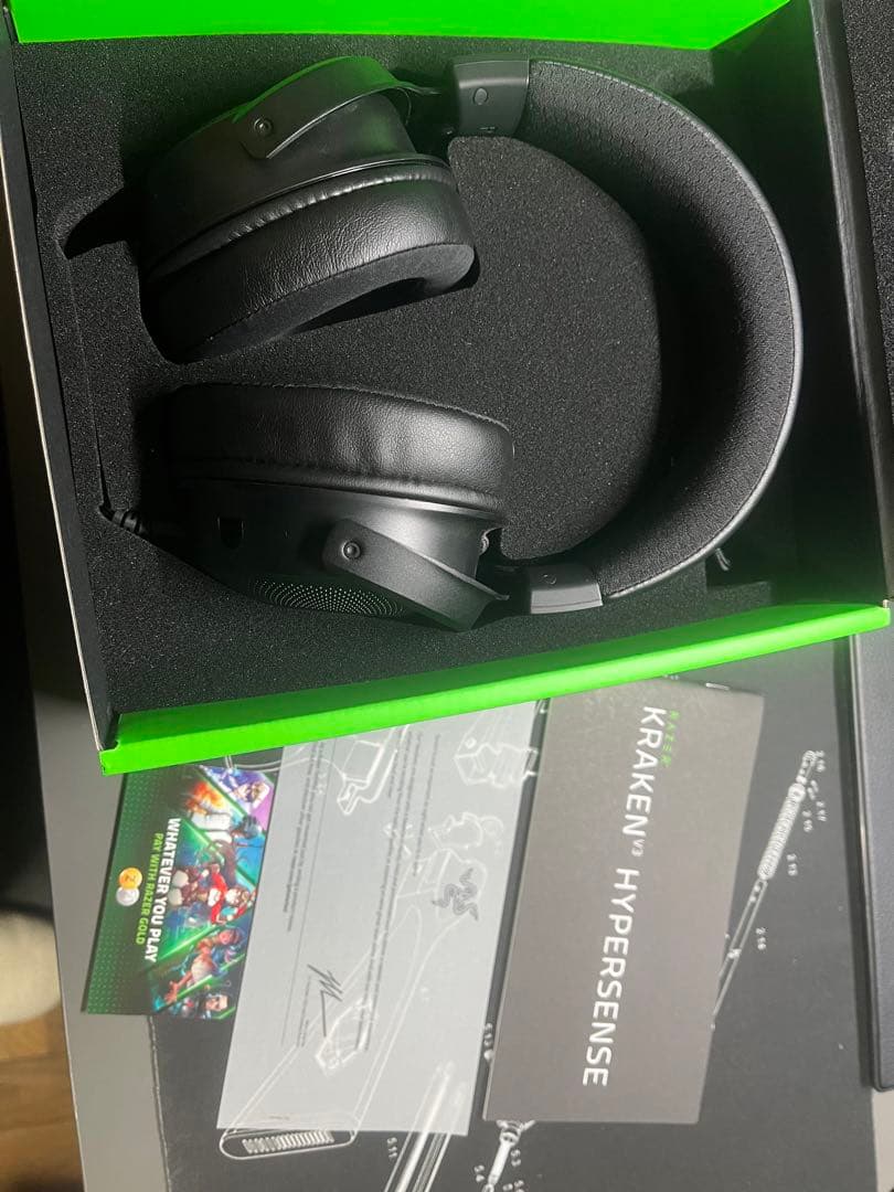 Razer KRAKEN V3 PRO HYPERSENSEヘッドセット