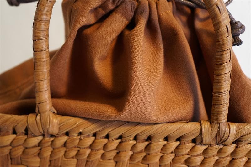 山葡萄 籠 かごバッグ 網代編・未使用品・やまぶどう籠・美品　趣のある逸品です