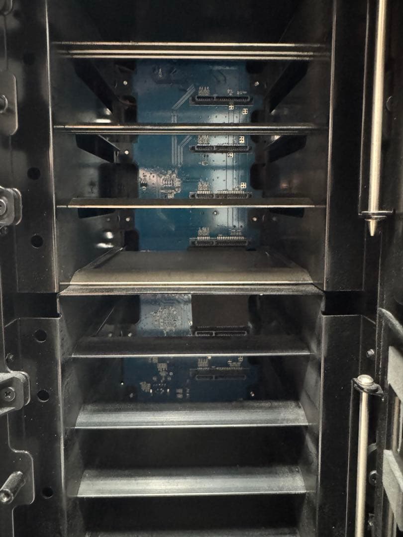 ロジテック ガチャベイ 8BAY 外付型 3.5インチハードディスクケース